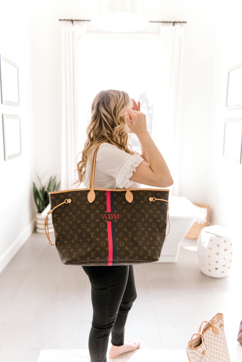 Louis Vuitton Neverfull Tote Size--GM vs. MM Comparison | Curls and Cashmere